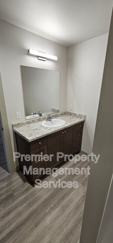 Modern Apartment in Midtown Billings! property image