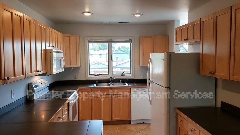 Spacious 2 Bed / 2 Bath Apartment – West End Billings property image