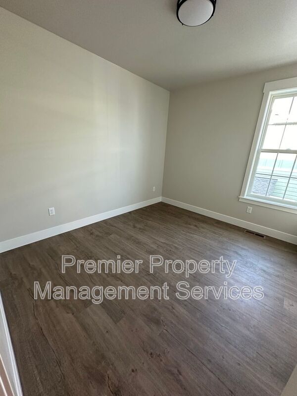 2 Bed / 2 Bath Modern Apartment on Billings West End property image