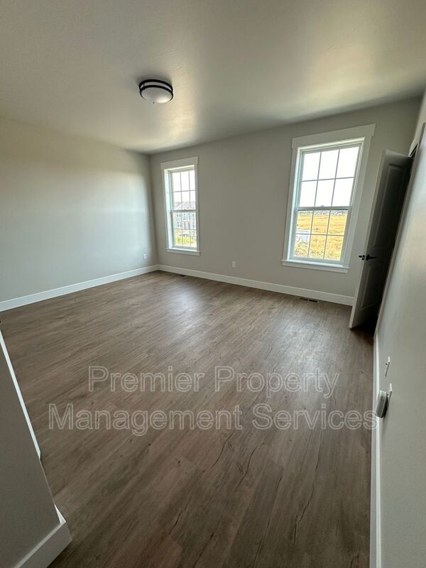 2 Bed / 2 Bath Modern Apartment on Billings West End property image