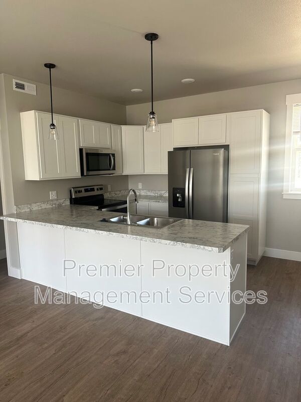 Modern 1-Bedroom Duplex with Attached Garage – West End Billings property image