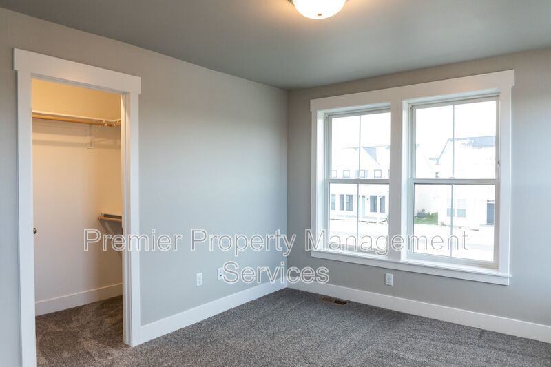6011 Elysian Rd. #101 — 2 Bed | 2.5 Bath | Duplex | Detached Garage property image