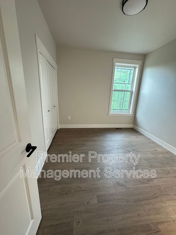 2 Bed / 2 Bath Modern Apartment on Billings West End property image