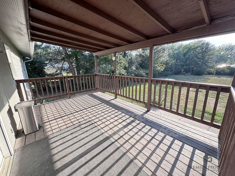 4 Bed / 2 Bath · 2,068 sq ft · Fenced Yard & Big Garage property image