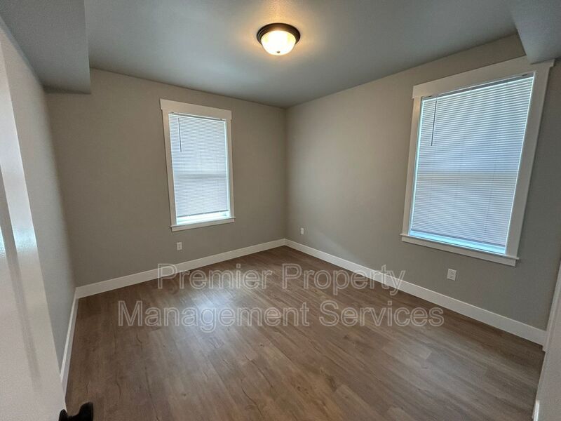 Modern 1-Bedroom Duplex with Attached Garage – West End Billings property image